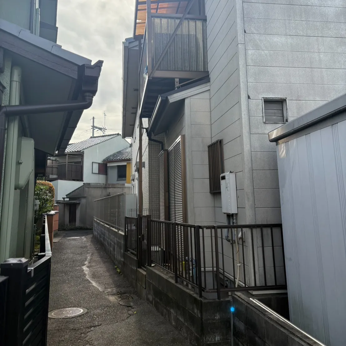 今回、生木の伐採をお手伝いさせていただきました。