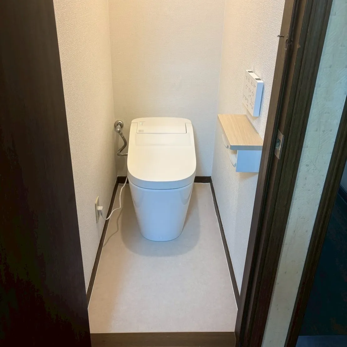 お手洗いの改修工事が無事に完了し、新たな空間として生まれ変わ...