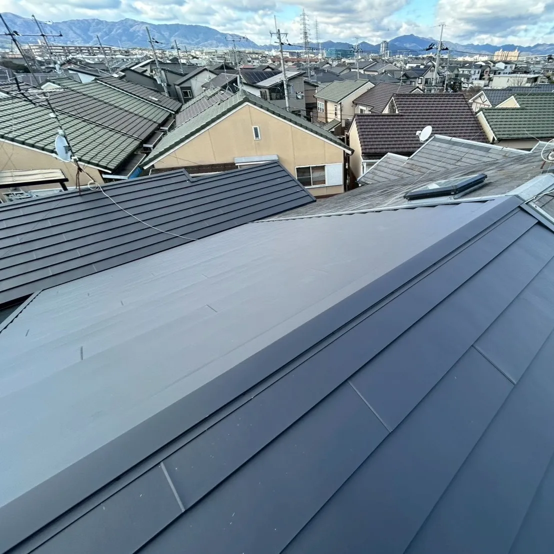 本日、大屋根のカバー工事を担当させていただきました。