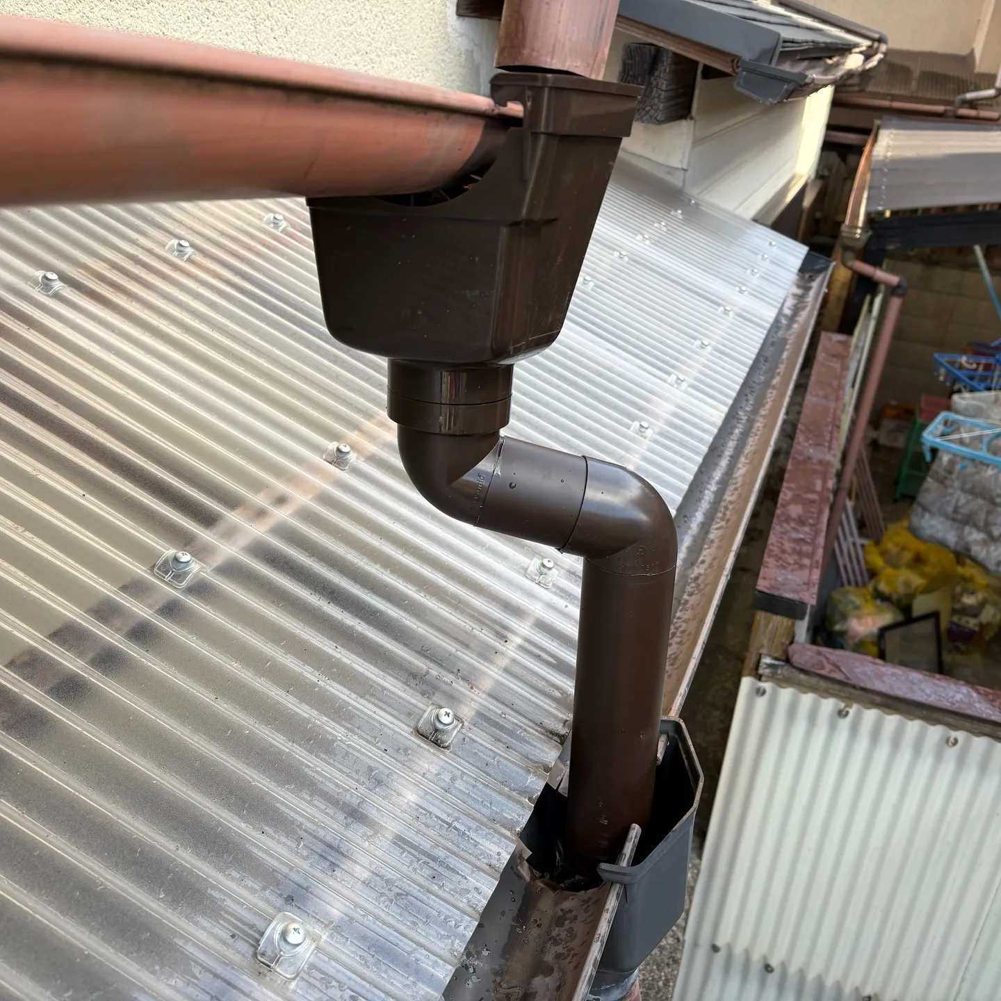 雨樋の部分補修を無事に完了いたしました。