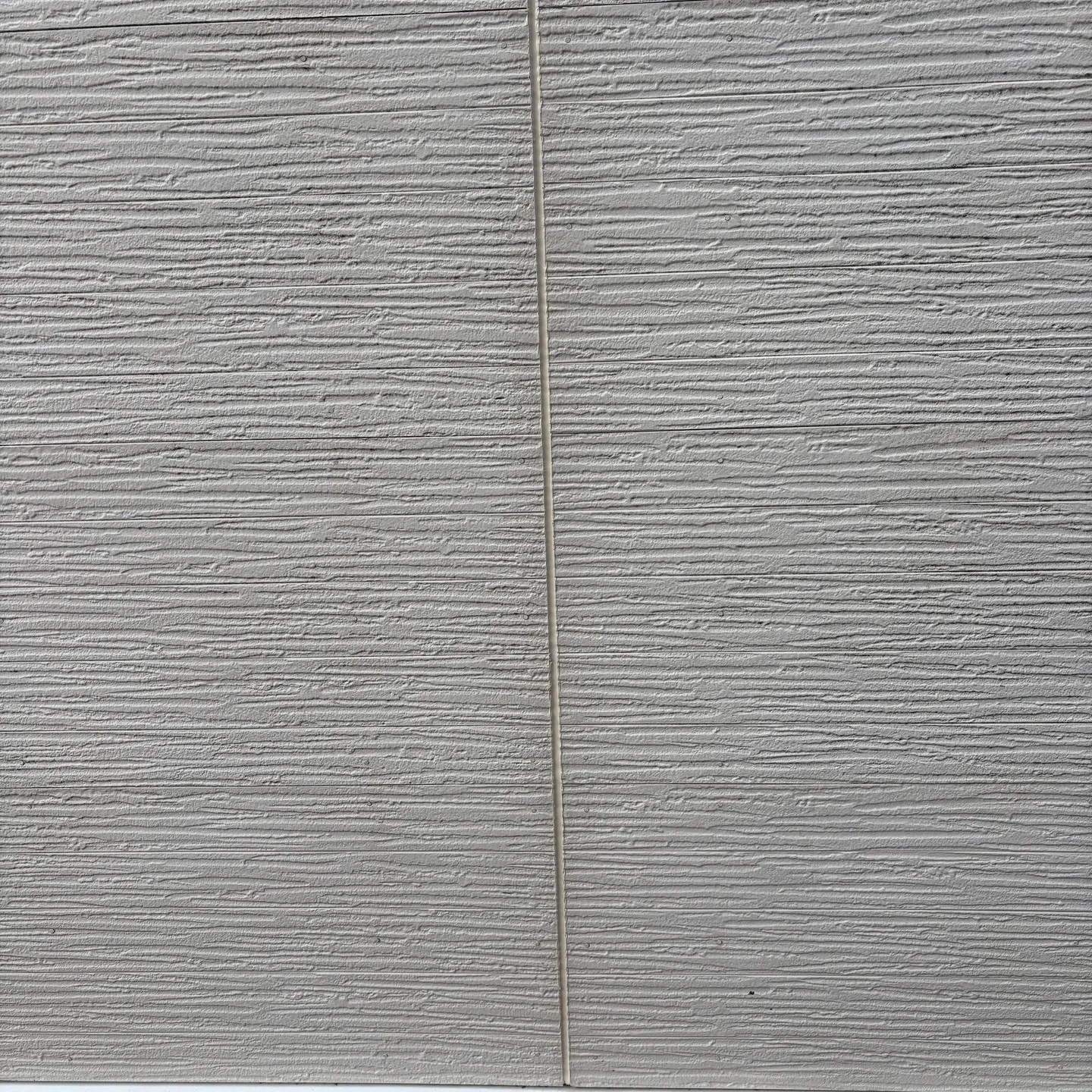 外壁のメンテナンスは、建物の美観だけでなく、内部を保護する上...