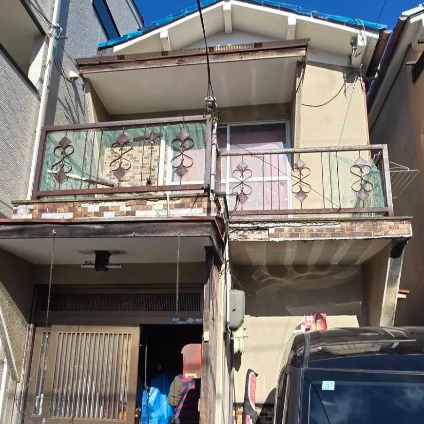 外壁の改修工事を無事に完了いたしました。