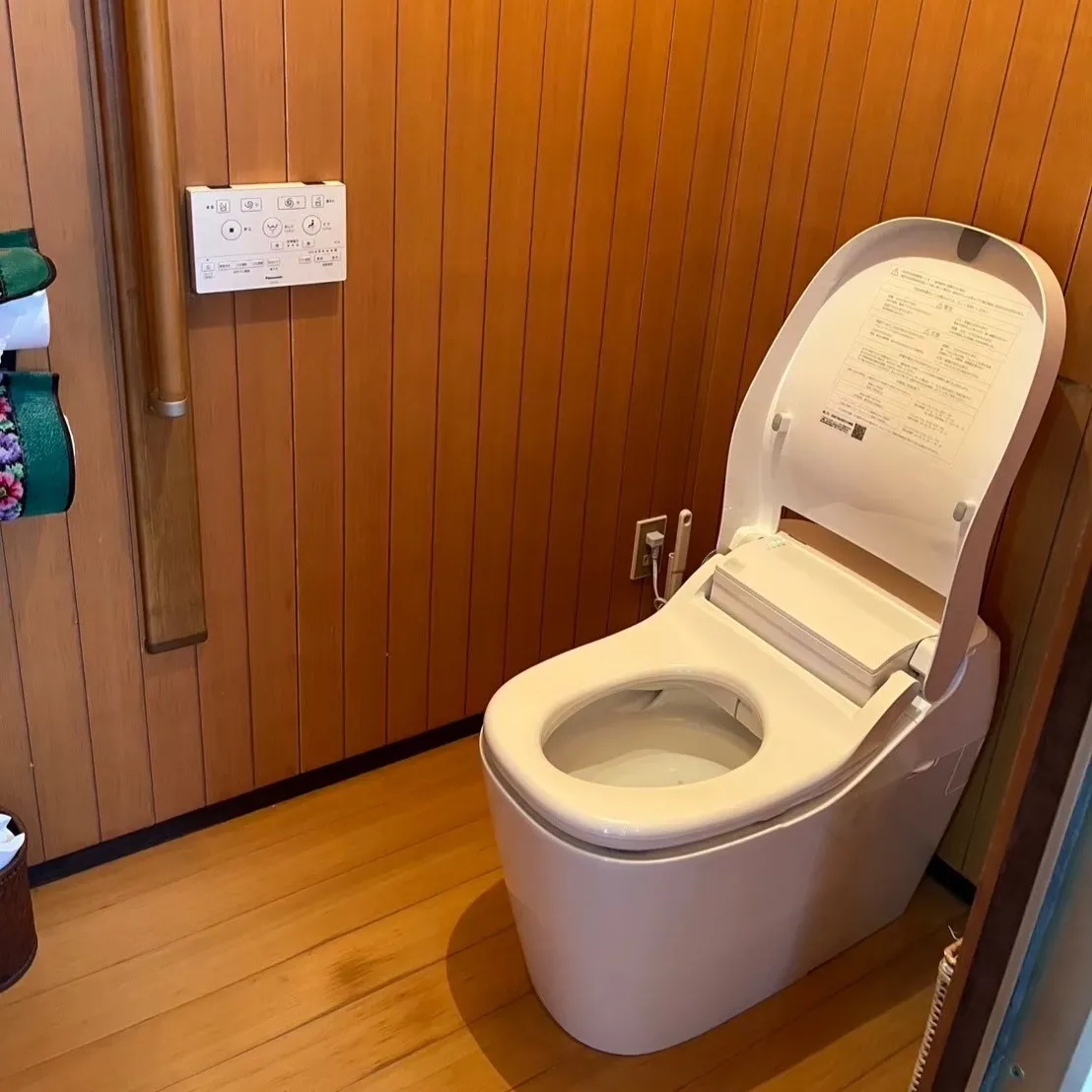 お手洗いリフォームの施工例を紹介します。