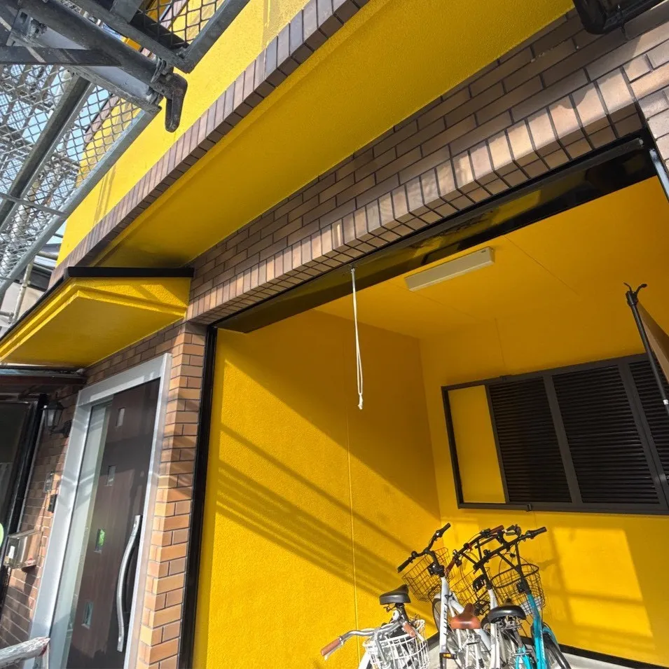 先日はお客様のお宅で外壁塗装を行いました。